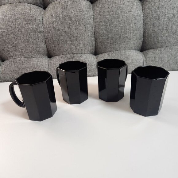 Vintage ARCOROC France OCTIME Modernist Octagonal 4 Mugs, Black - Picture 1 of 7